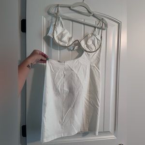 White Fox. Never worn. Size Large